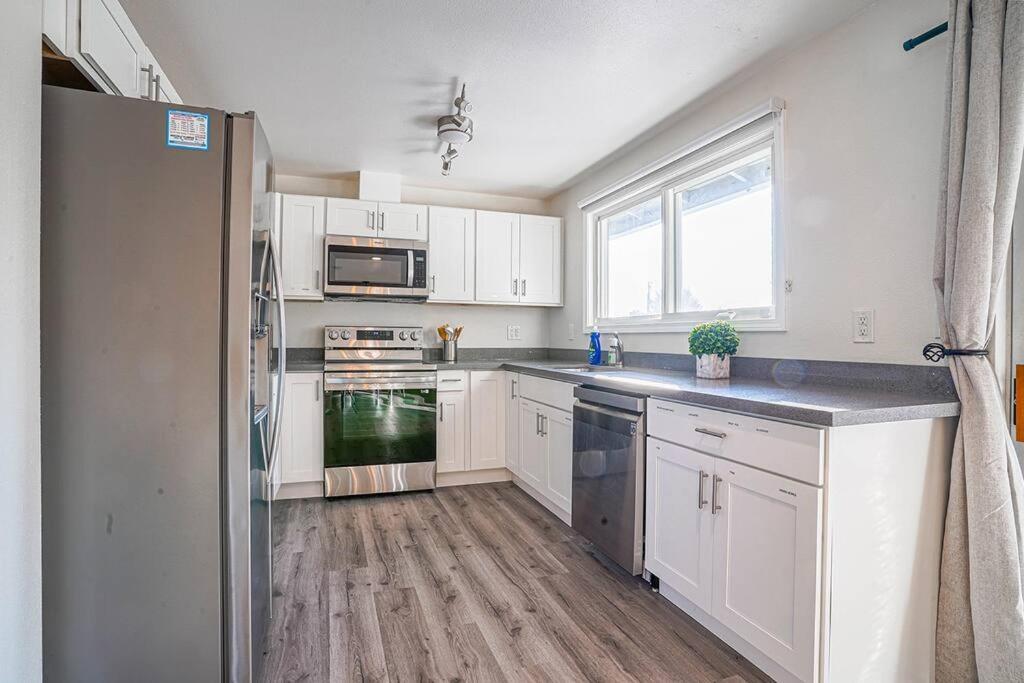 Spacious 4Br Home - 5 Min To Seatac Airport エクステリア 写真