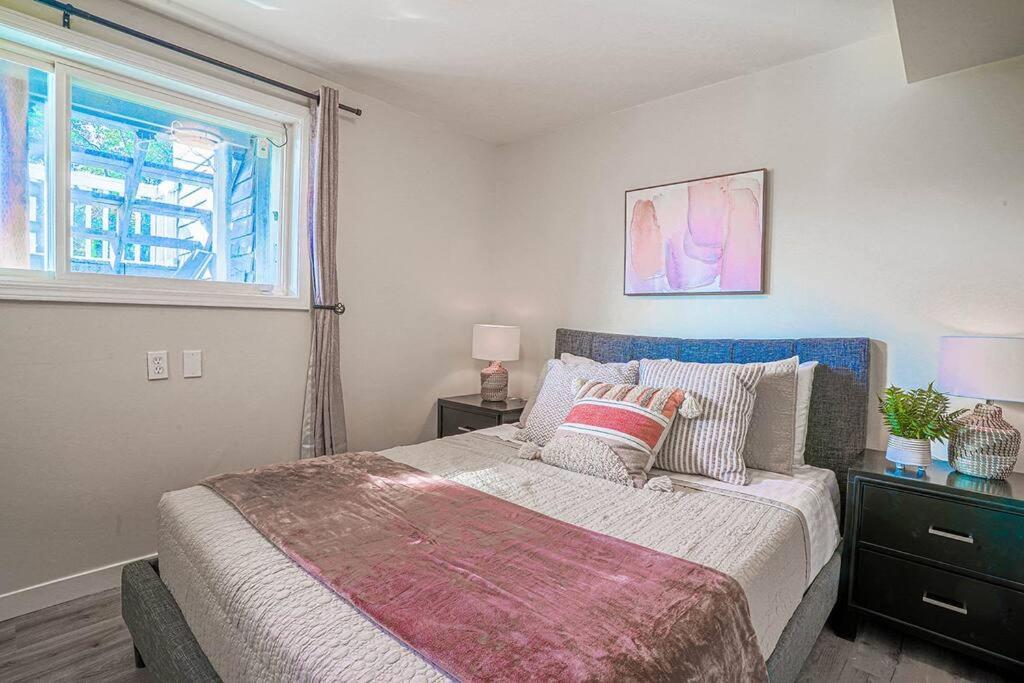 Spacious 4Br Home - 5 Min To Seatac Airport エクステリア 写真